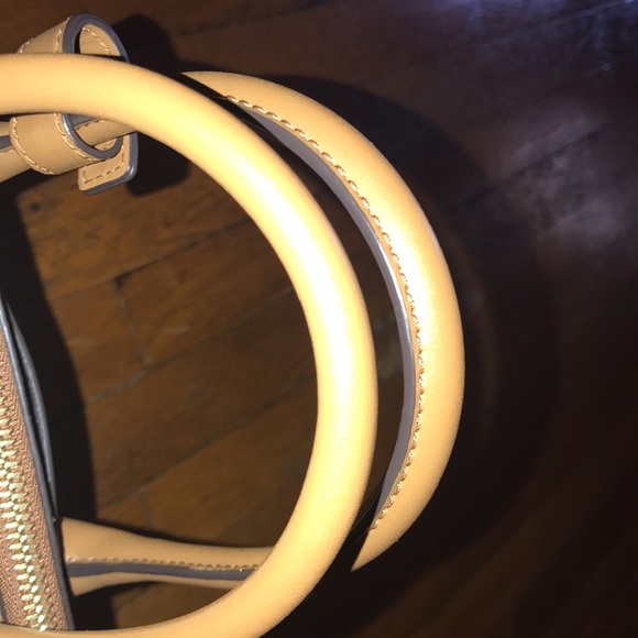 Michael Kors top handle tote bag - Picture 12 of 13